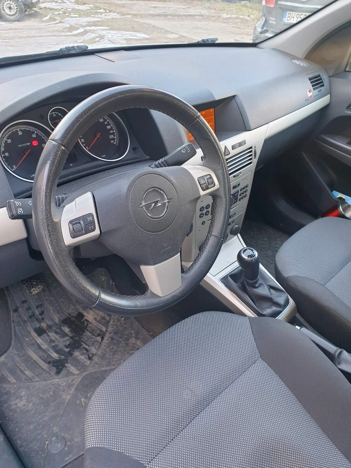 Opel Astra 1.7 CDTI - EcoFlex - изображение 4