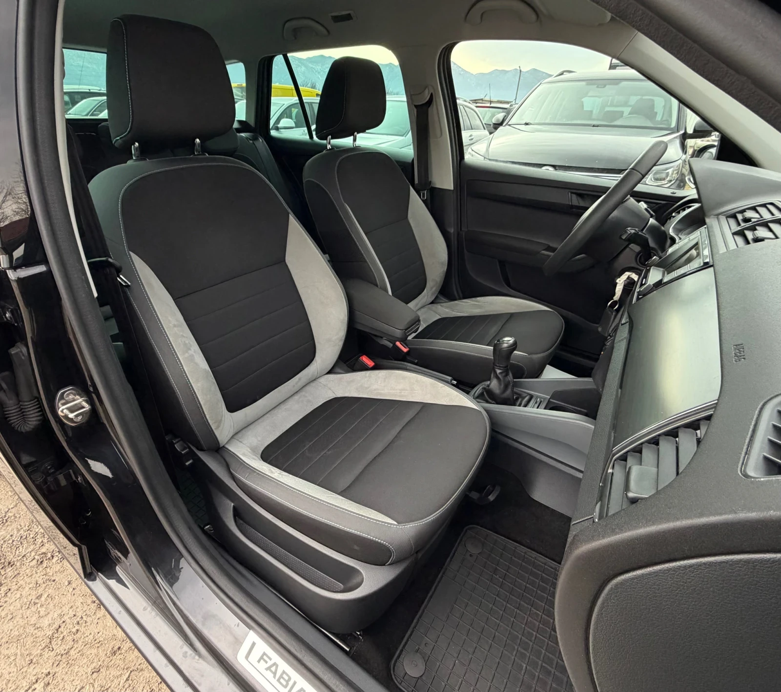 Skoda Fabia 1.2i 90�.� * ��������* * Euro-6*  | Mobile.bg � ����������� 13