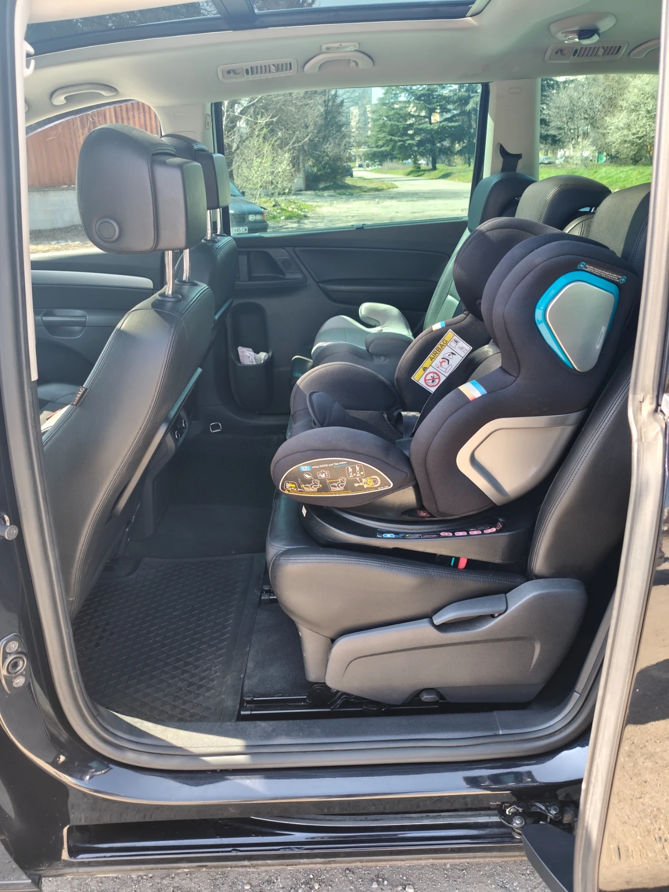 VW Sharan, снимка 7 - Автомобили и джипове - 53879334