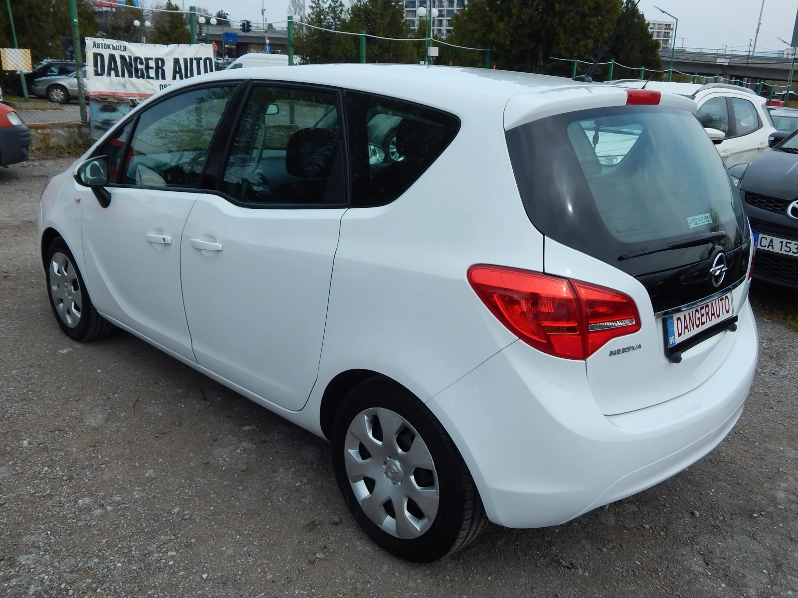 Opel Meriva 1.4i* 115000km.* КАТО НОВА* , снимка 6 - Автомобили и джипове - 54191967
