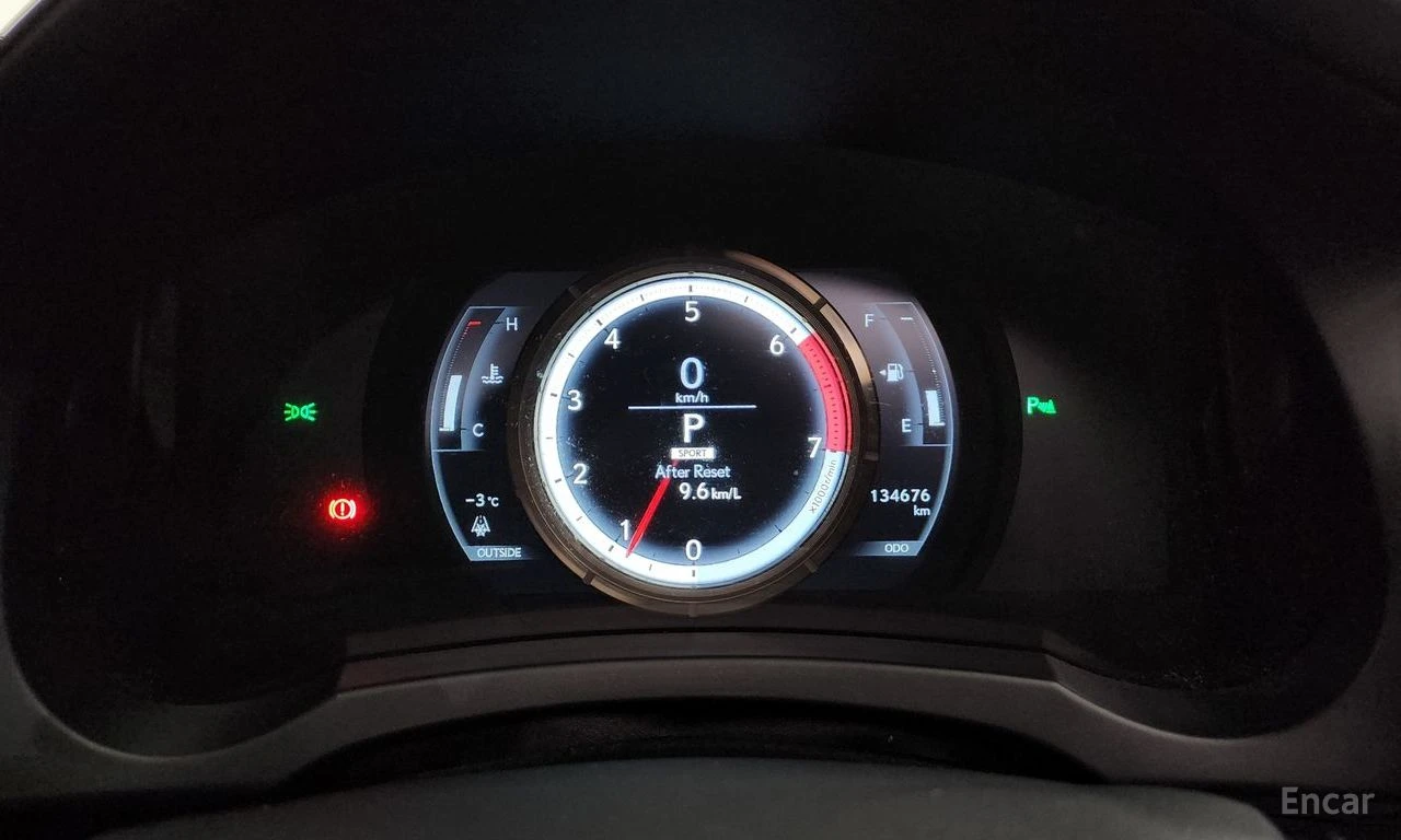 Lexus IS 200 t* F SPORT* ПОДГРЕВ* ОБДУХВАНЕ* НАВИГАЦИЯ, снимка 6 - Автомобили и джипове - 54760762