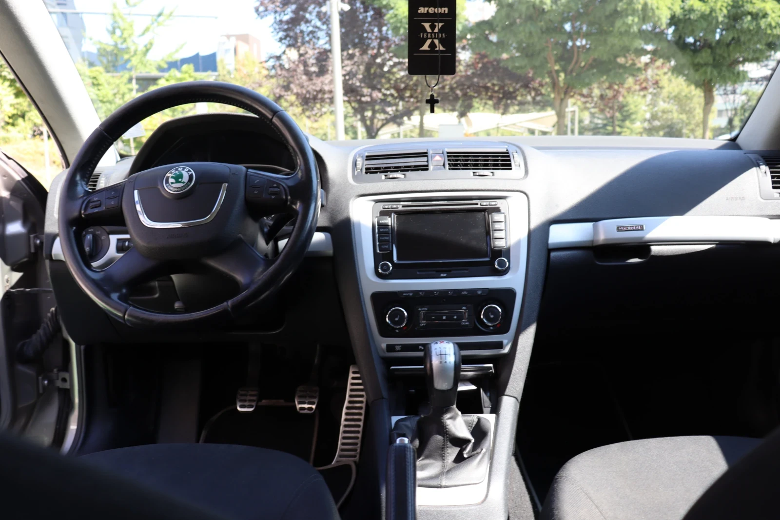Skoda Octavia Scout 4?4, снимка 6 - Автомобили и джипове - 55664003