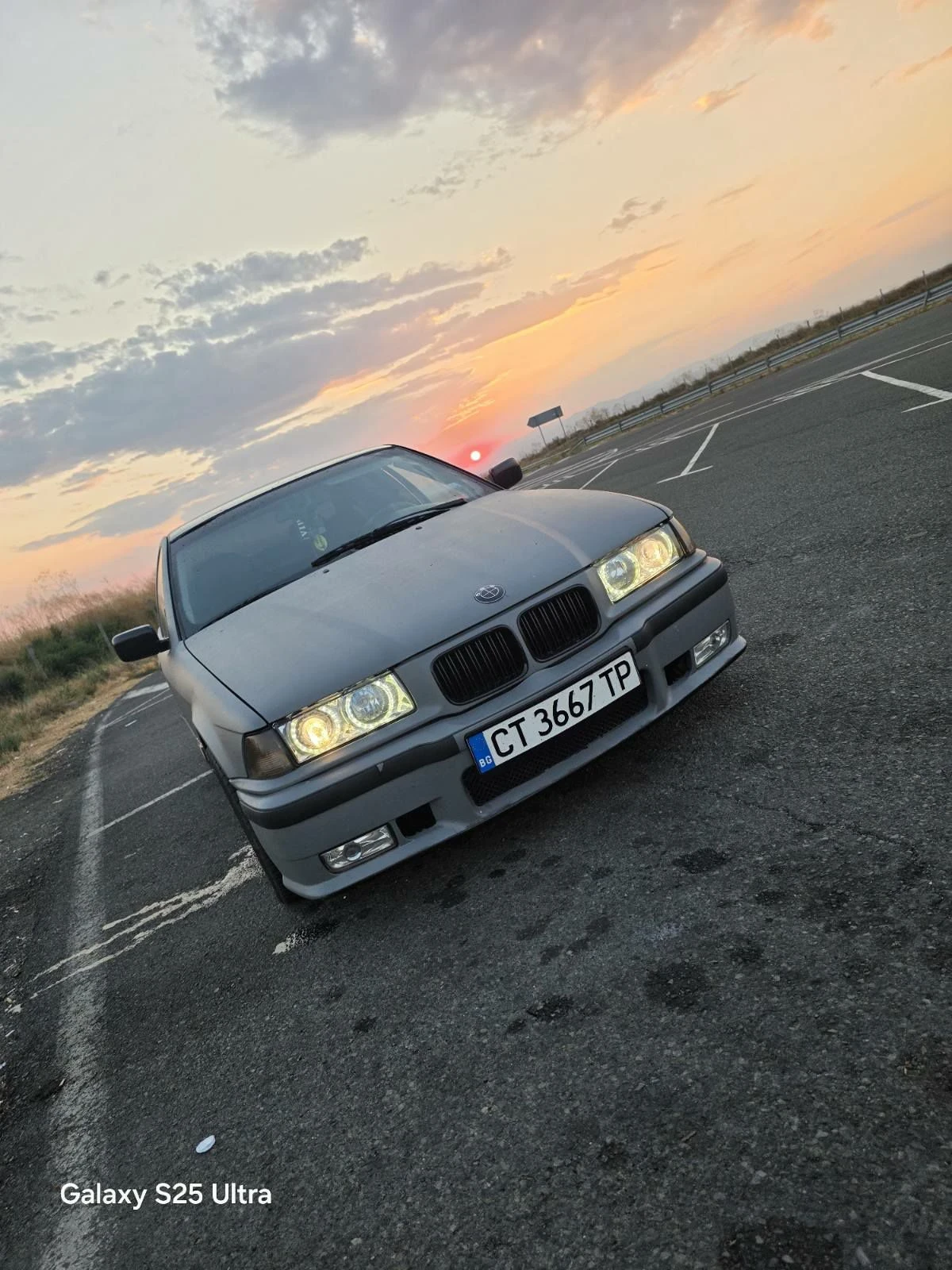 BMW 318, снимка 2 - Автомобили и джипове - 55686329
