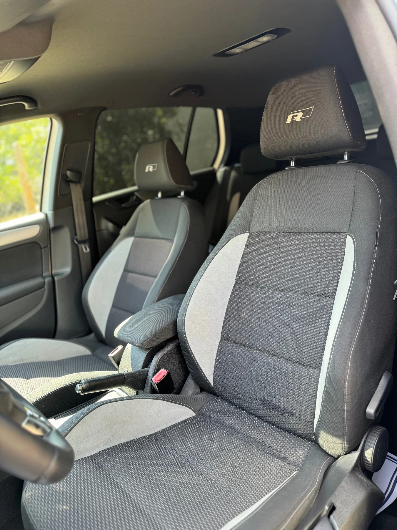 VW Golf 1.4TSI R-line, снимка 8 - Автомобили и джипове - 55953486