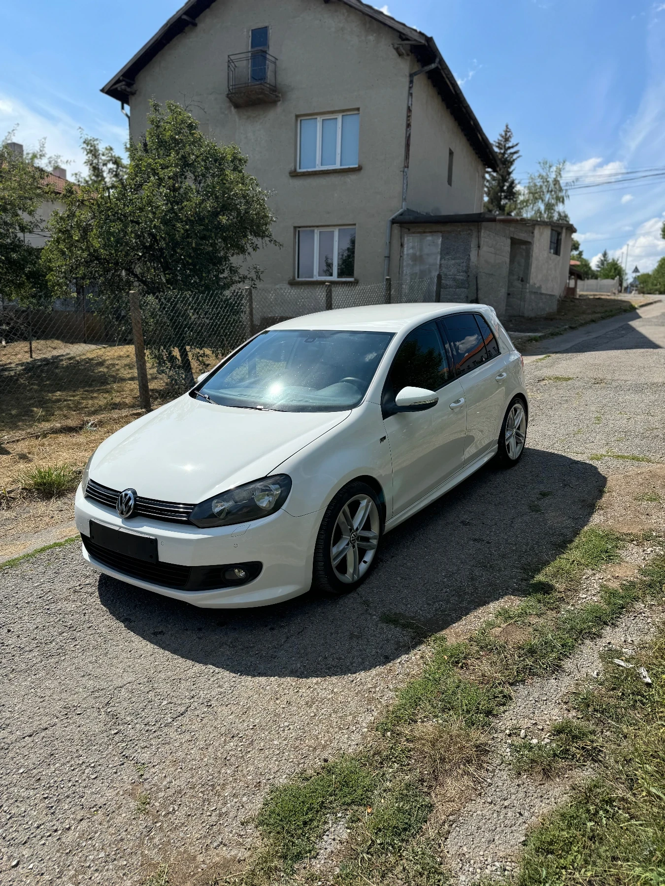 VW Golf 1.4TSI R-line