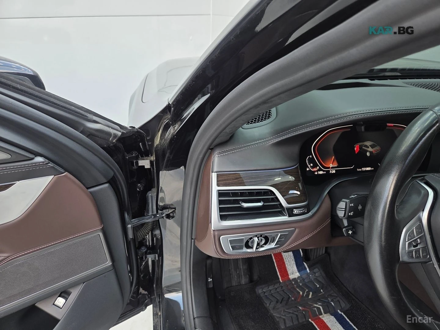 BMW 740 Li* XDRIVE* DESIGN PURE EXCELENCE* МАСАЖ* ТВ* HUD*, снимка 11 - Автомобили и джипове - 56047879