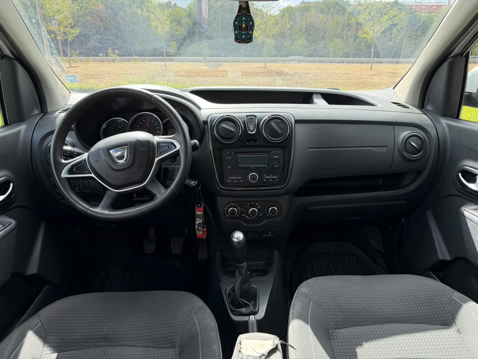 Dacia Dokker 1.5 dCi, снимка 7 - Автомобили и джипове - 56181477