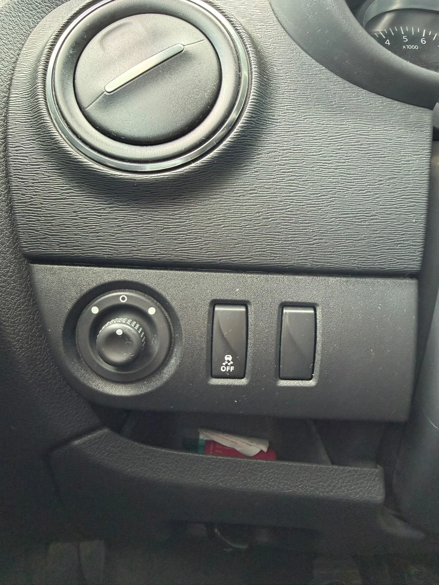 Dacia Dokker 1.5 dCi, снимка 11 - Автомобили и джипове - 56181477