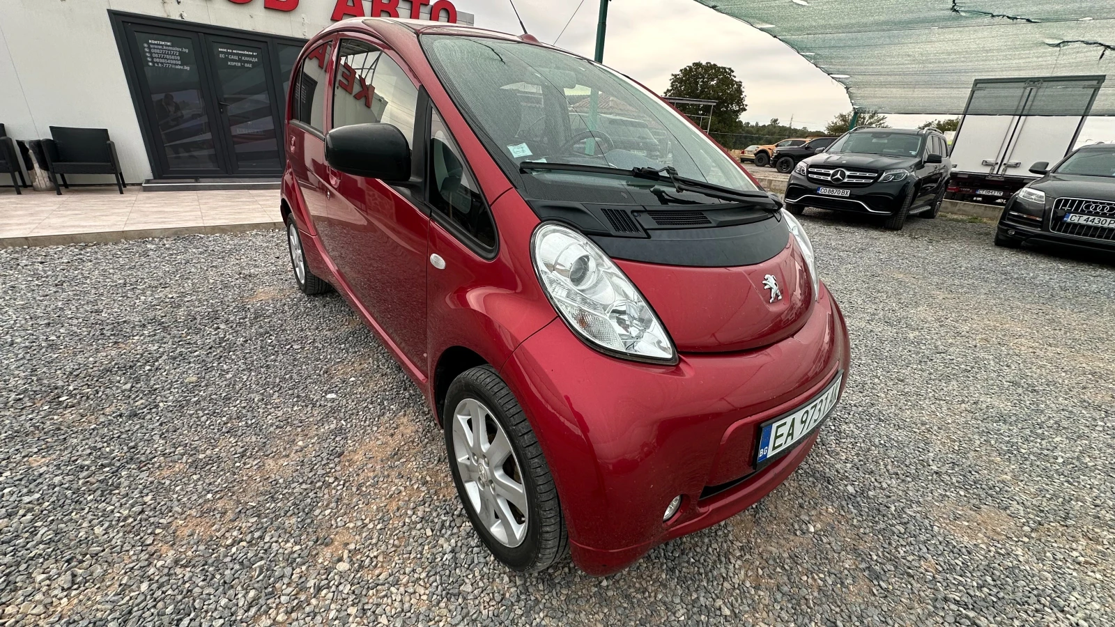Peugeot iOn 2019* 35 KW* Реални КМ* БЪРЗО ЗАРЕЖДАНЕ, снимка 2 - Автомобили и джипове - 56219957