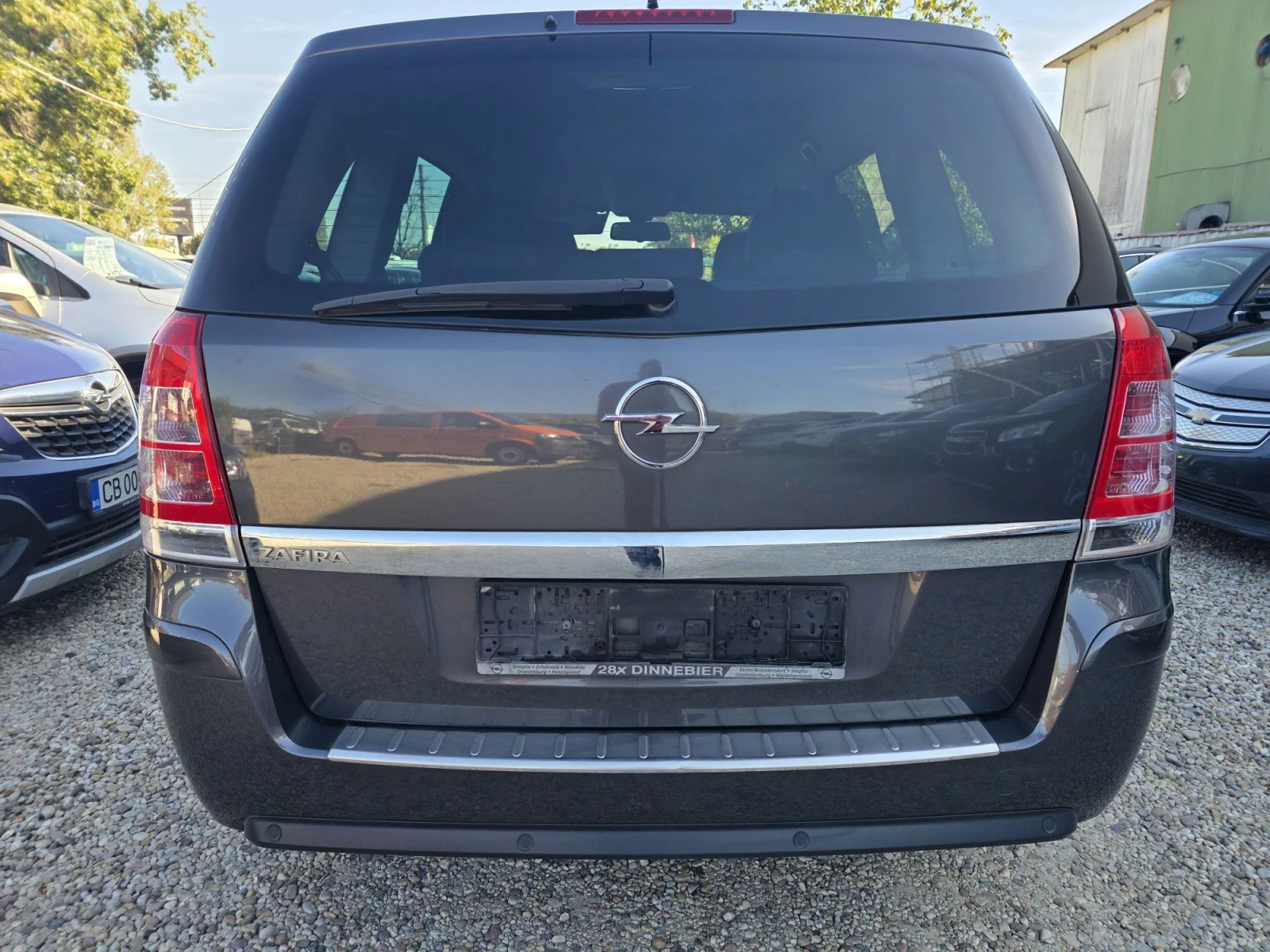 Opel Zafira 1.8 FACELIFT, 6+ 1, снимка 6 - Автомобили и джипове - 56323560