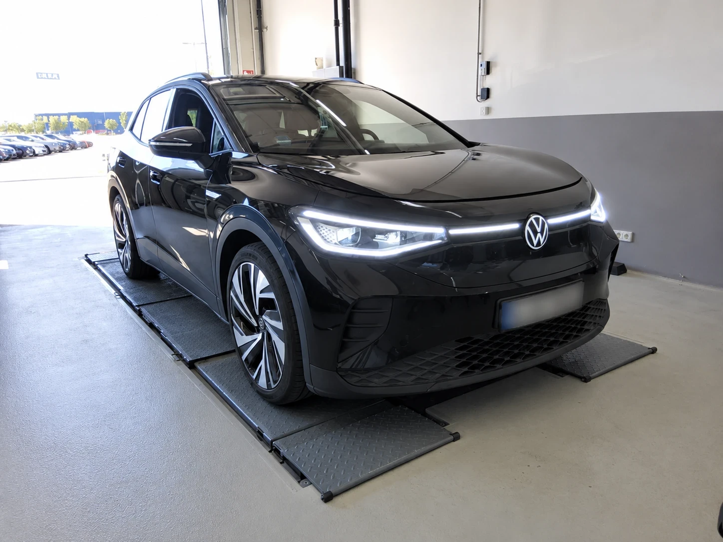 VW ID.4 PRO/82kw/23г./PANO/MEMORY/HEAD-UP