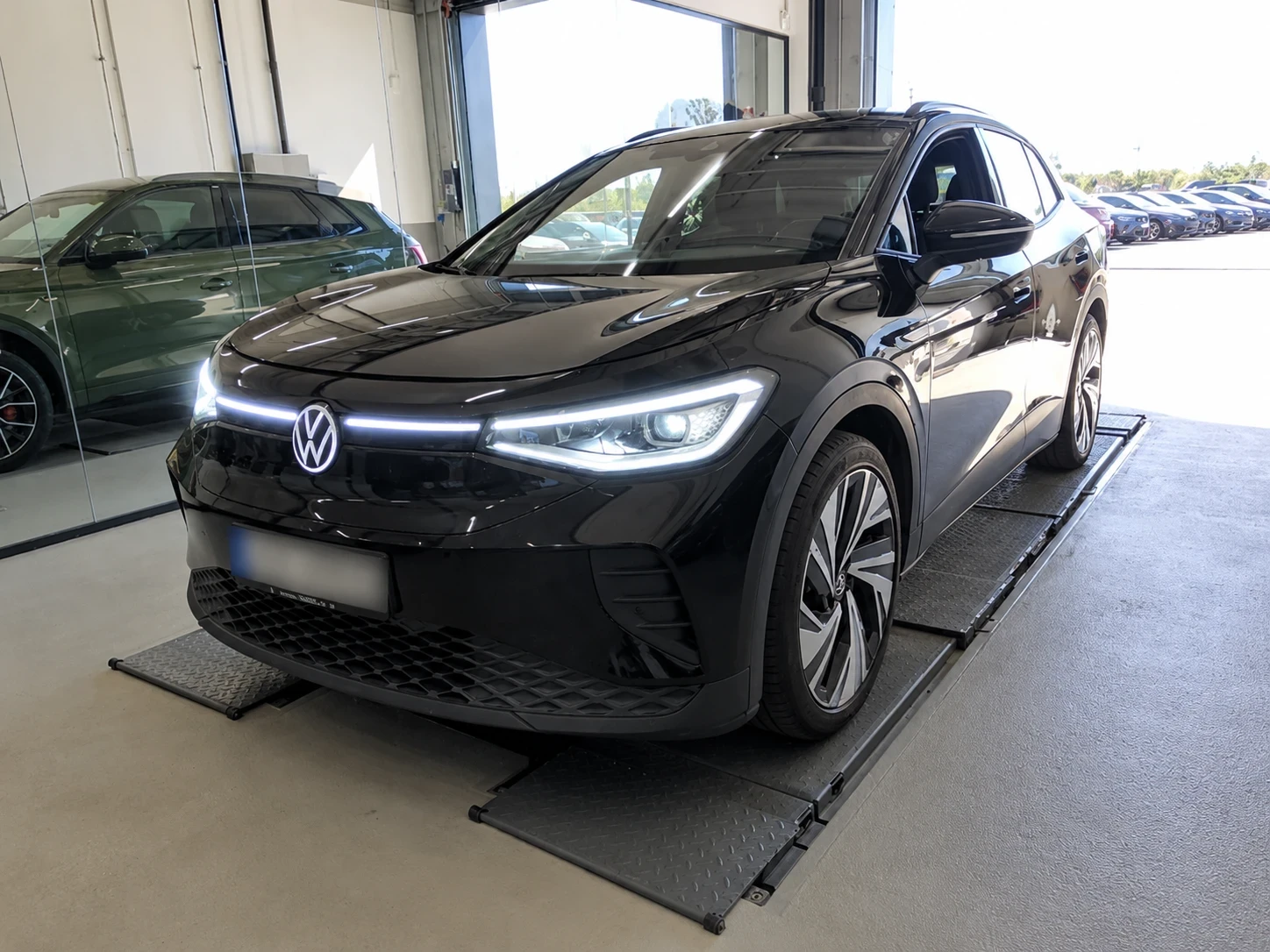 VW ID.4 PRO/82kw/23�./PANO/MEMORY/HEAD-UP | Mobile.bg � ����������� 2