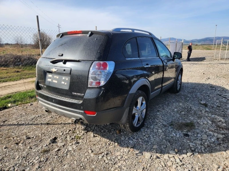 Chevrolet Captiva 2.2 auto , снимка 4 - Автомобили и джипове - 40064604