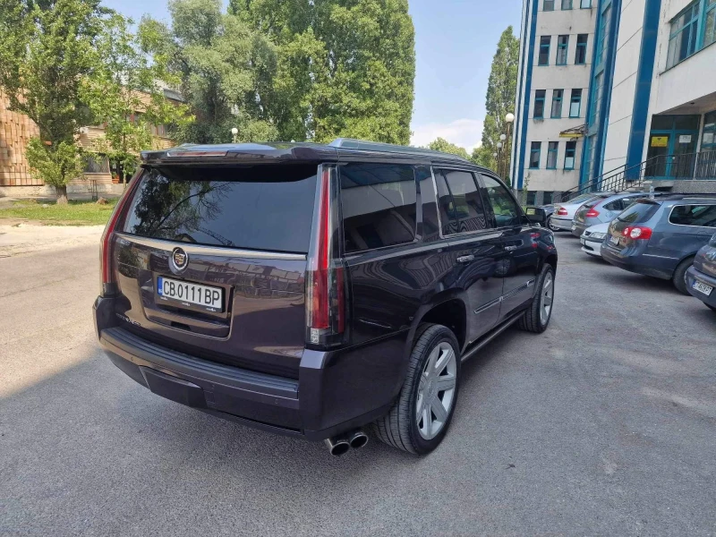 Cadillac Escalade, снимка 5 - Автомобили и джипове - 47472324