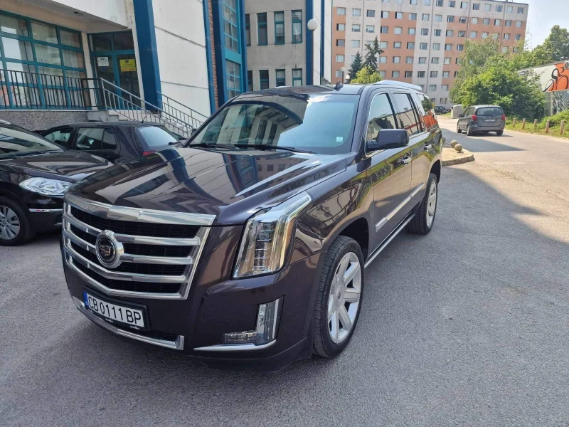 Cadillac Escalade, снимка 3 - Автомобили и джипове - 47472324