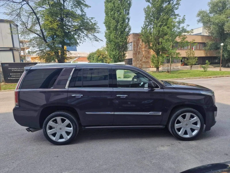 Cadillac Escalade, снимка 7 - Автомобили и джипове - 47472324