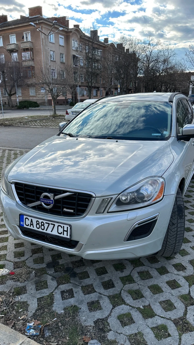 Volvo XC60 T6, снимка 1 - Автомобили и джипове - 48549249