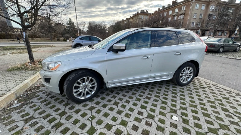 Volvo XC60 T6, снимка 2 - Автомобили и джипове - 48646488