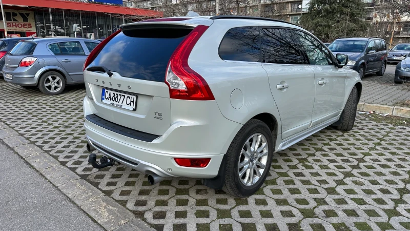 Volvo XC60 T6, снимка 6 - Автомобили и джипове - 48646488