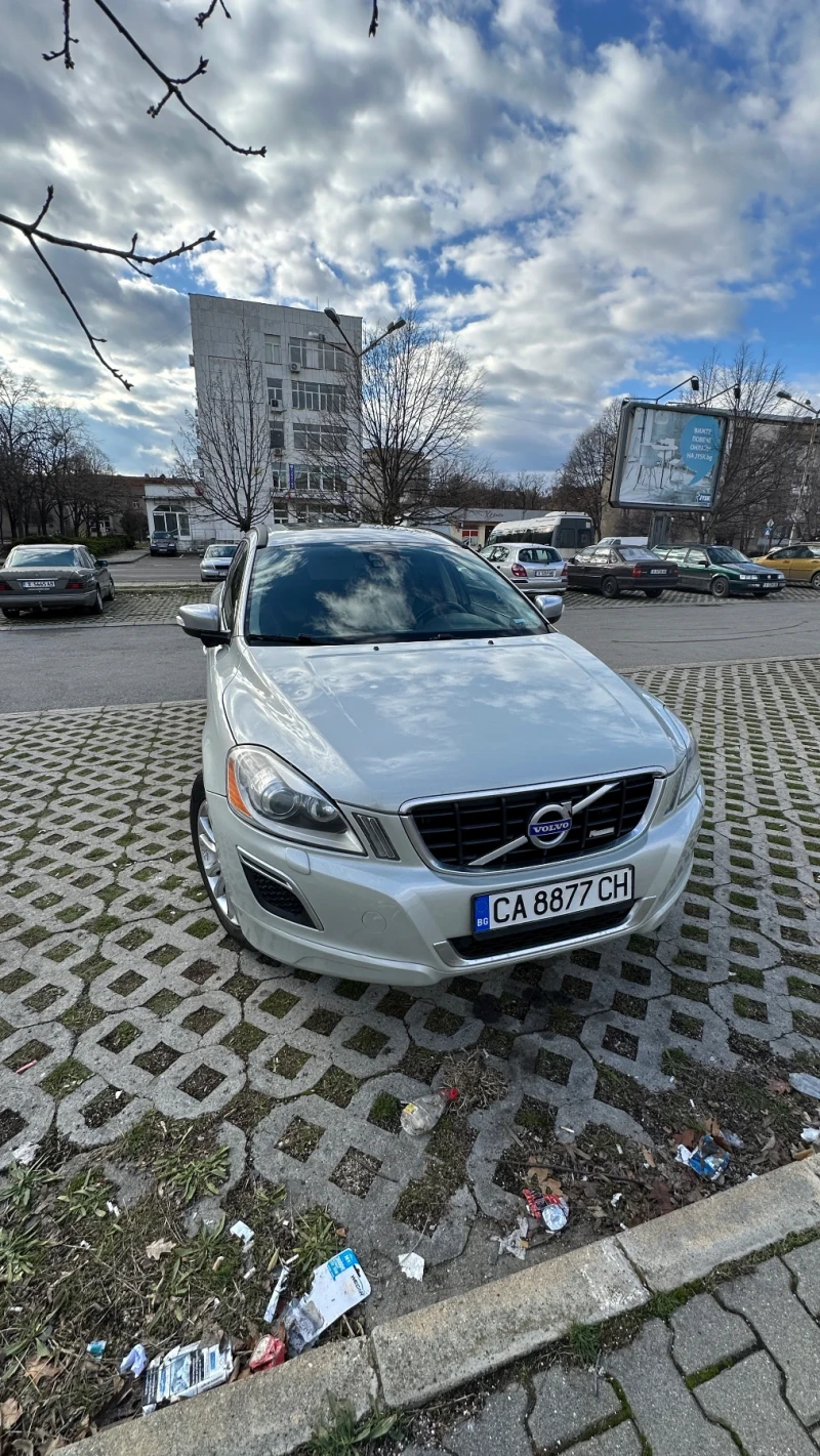 Volvo XC60 T6, снимка 3 - Автомобили и джипове - 48646488