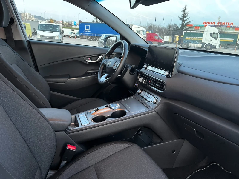 Hyundai Kona EV Trend 64 KW 204 кс, снимка 12 - Автомобили и джипове - 51527669