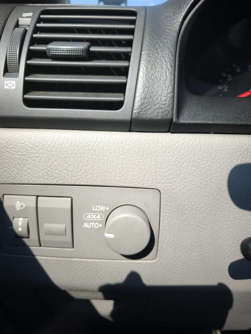 Kia Sorento 2, 5D, снимка 9 - Автомобили и джипове - 52552654