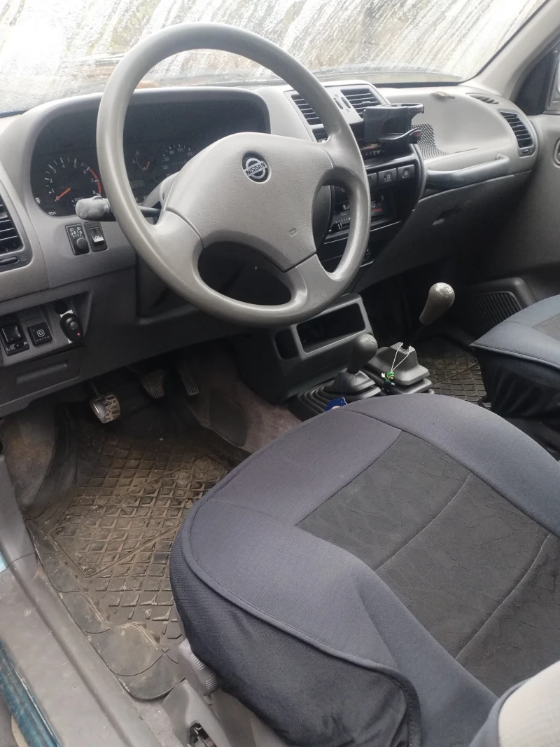 Nissan Terrano, снимка 10 - Автомобили и джипове - 53013688