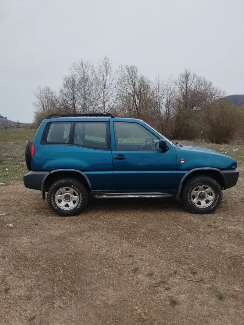 Nissan Terrano, снимка 7 - Автомобили и джипове - 53013688