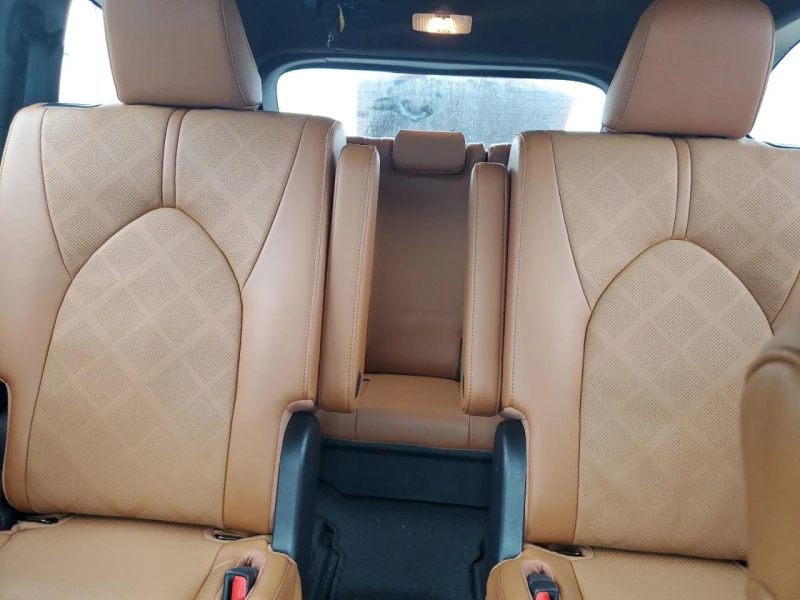 Toyota Highlander Hybrid Platinum, снимка 10 - Автомобили и джипове - 53528578