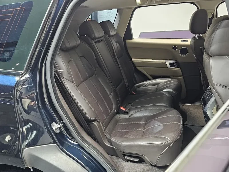 Land Rover Range Rover Sport 3.0D, снимка 12 - Автомобили и джипове - 54500592