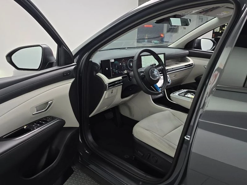 Hyundai Tucson 1.6 150 hp Automatic, снимка 10 - Автомобили и джипове - 55842130
