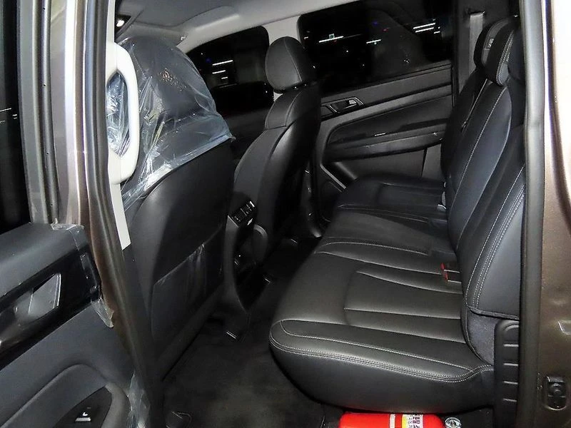 SsangYong Musso 2.2 672980 Automatic КРАЙНА ЦЕНА: 29534 EUR !!!РЕА, снимка 7 - Автомобили и джипове - 55968146