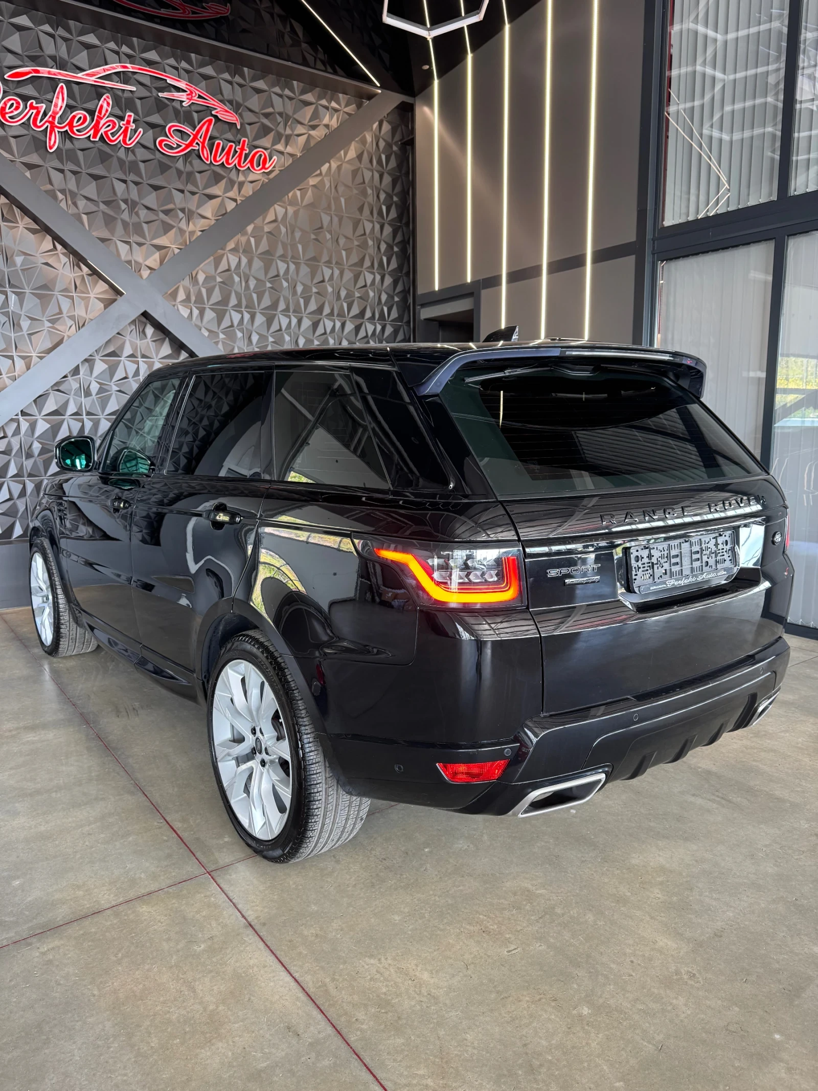 Land Rover Range Rover Sport FULL Екстри * MERIDIAN * Панорама - изображение 3