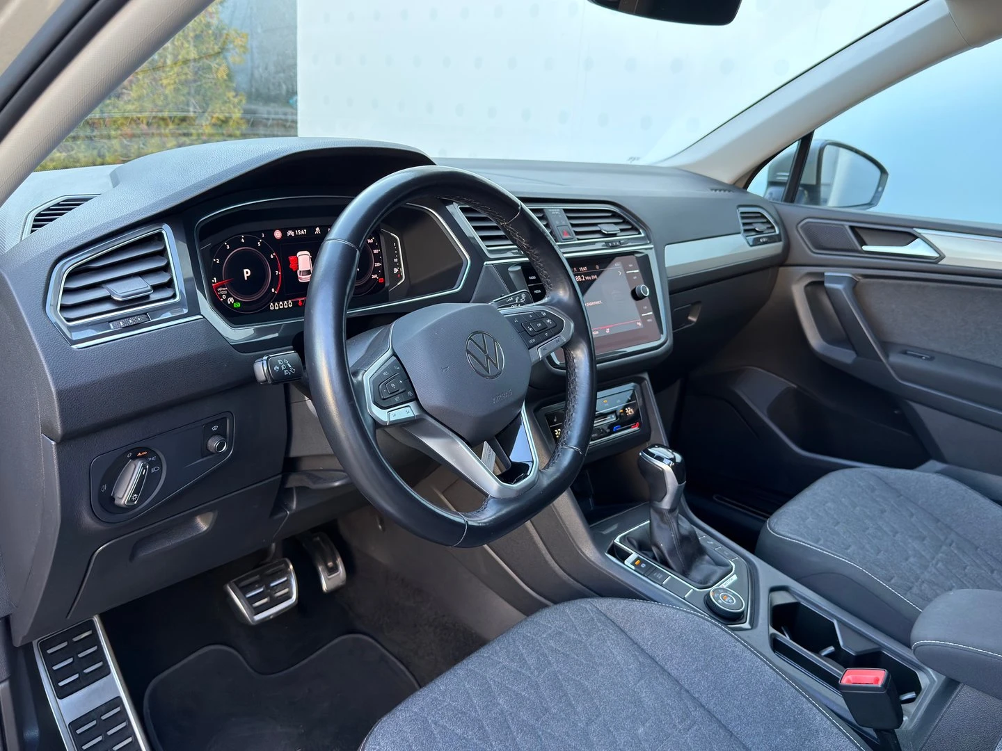 VW Tiguan LWB PA Life 2.0TSI 4MOTION DSG - изображение 10