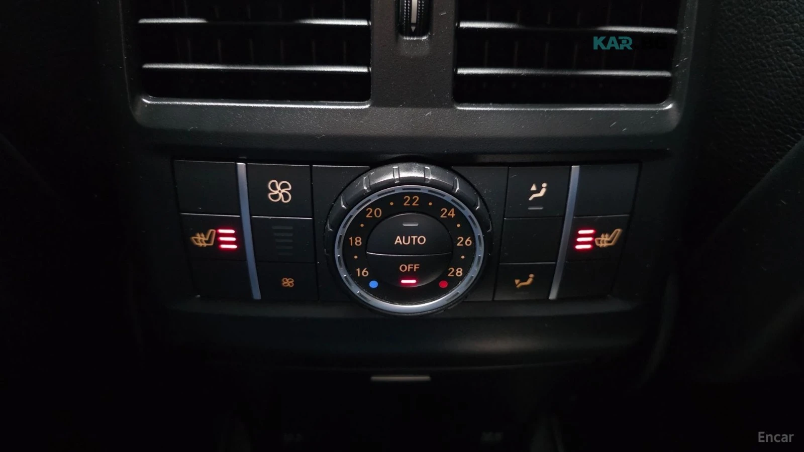 Mercedes-Benz GLE 350 AMG* 4MATIC* 360* ПОДГРЕВ* КОЖА* ПАНОРАМА* , снимка 17 - Автомобили и джипове - 54914007