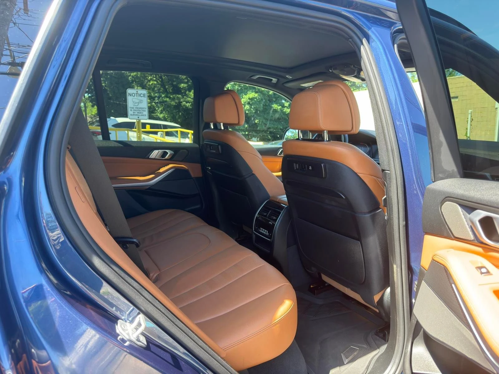 BMW X5 xDrive50i * ЦЕНА ДО СОФИЯ * ЕДИН СОБСТВЕНИК* , снимка 14 - Автомобили и джипове - 55529685