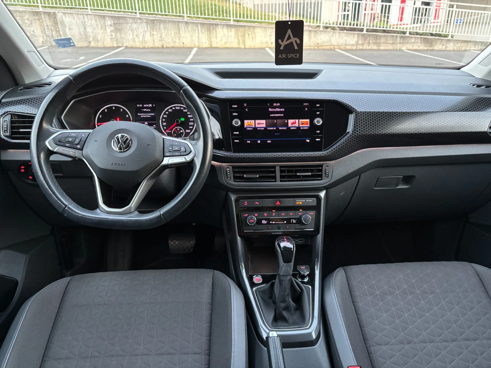 VW T-Cross DSG | R-Line | 71000km, снимка 7 - Автомобили и джипове - 55546100