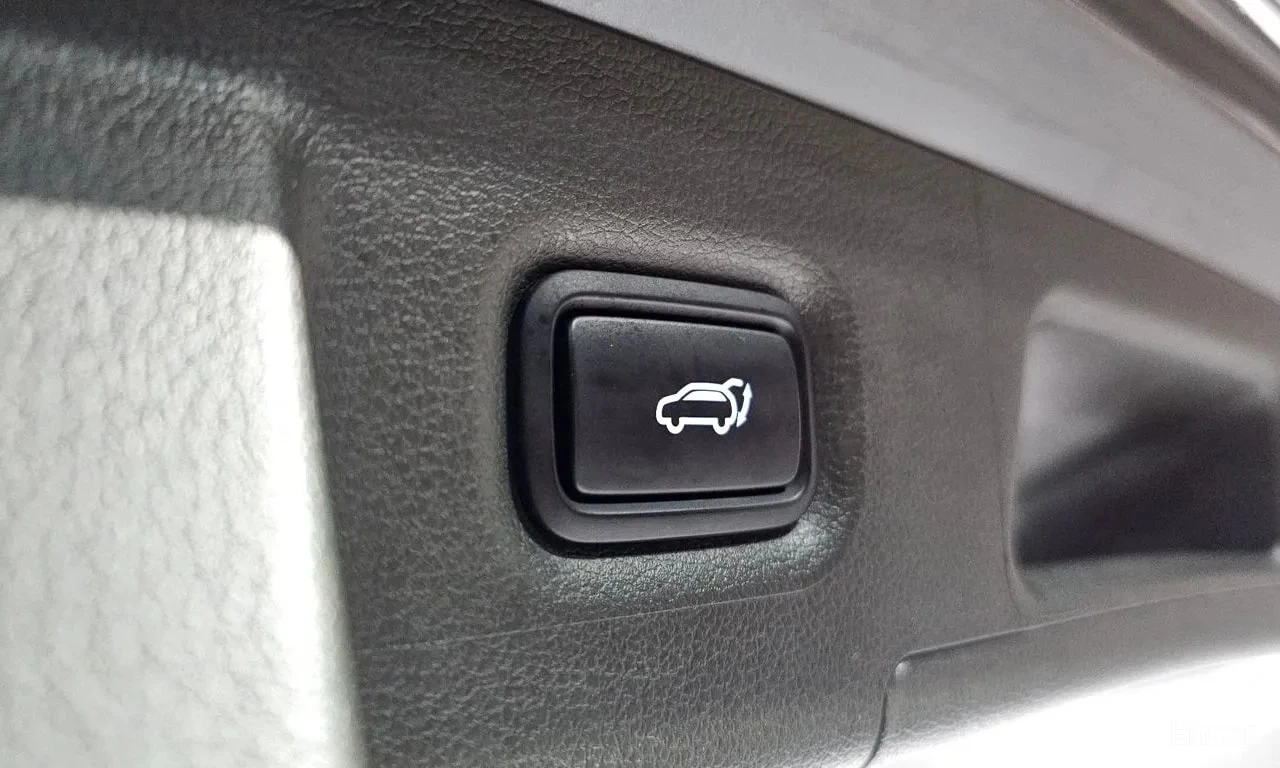 Hyundai Santa fe * Diesel 2.2 2WD * ЦЕНА ДО БГ, снимка 15 - Автомобили и джипове - 55886340