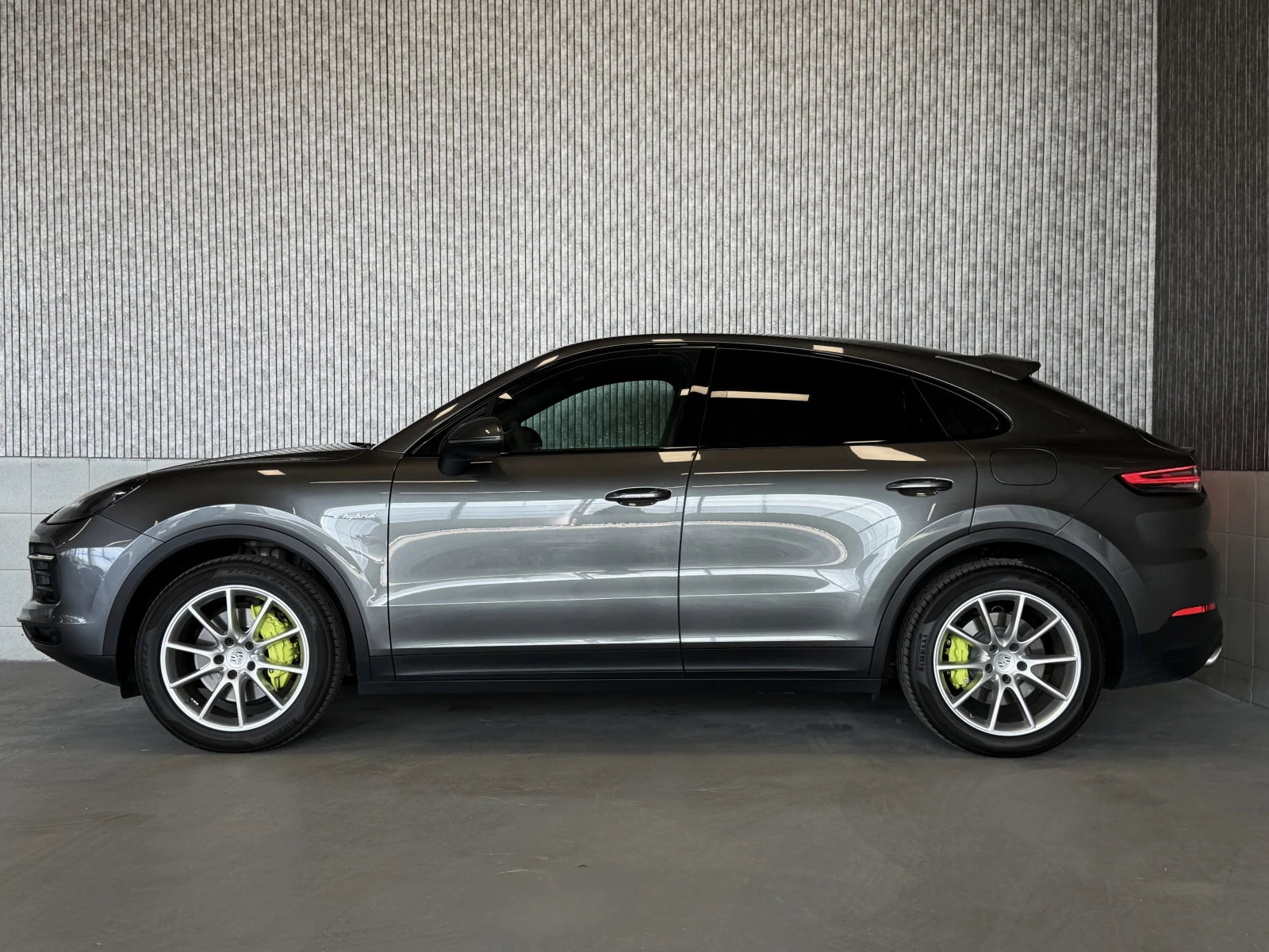 Porsche Cayenne COUPE SPORT CHRONO BOSE PANO, снимка 2 - Автомобили и джипове - 56084460