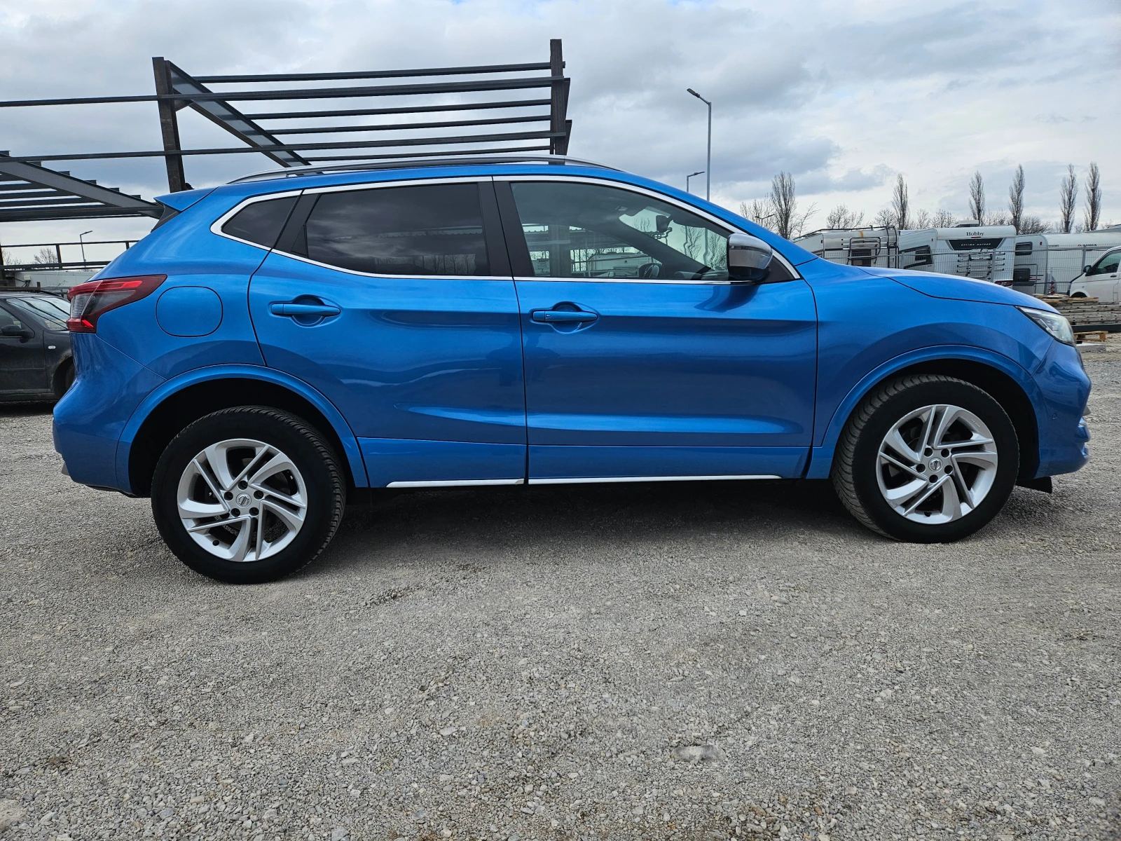 Nissan Qashqai 1.7 dCi 4x4 Tekna, снимка 5 - Автомобили и джипове - 56201409