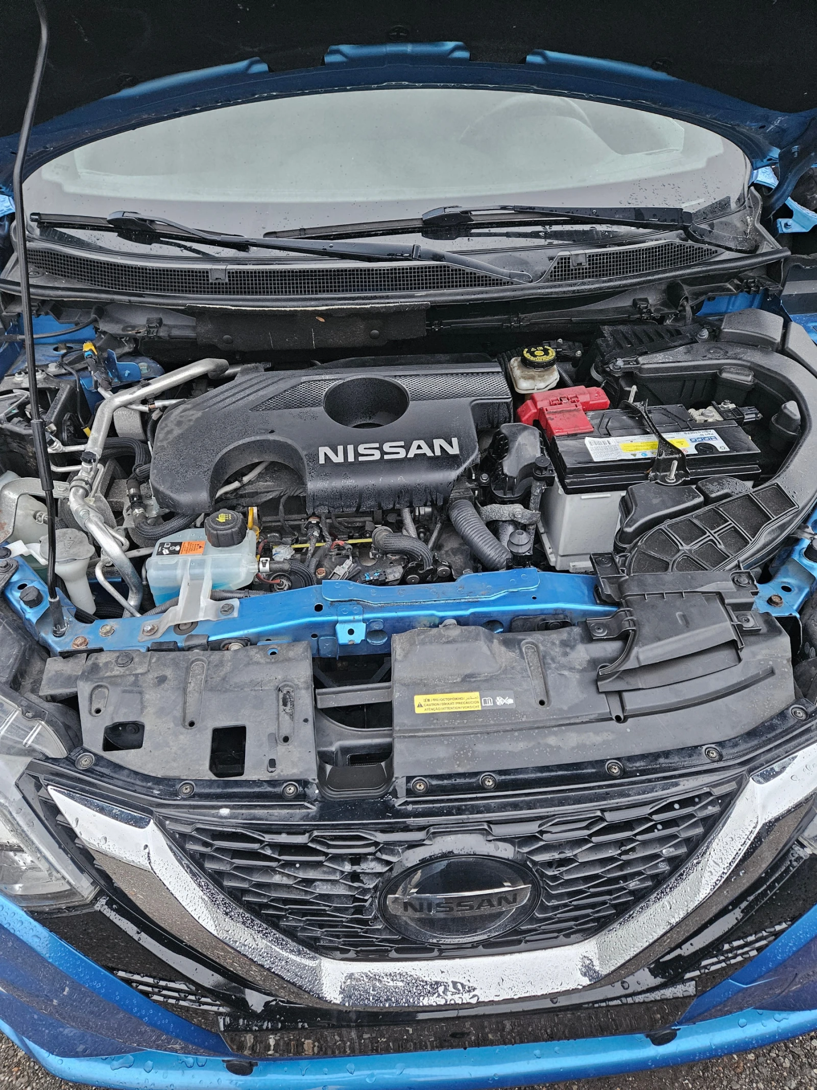 Nissan Qashqai 1.7 dCi 4x4 Tekna, снимка 15 - Автомобили и джипове - 56201409