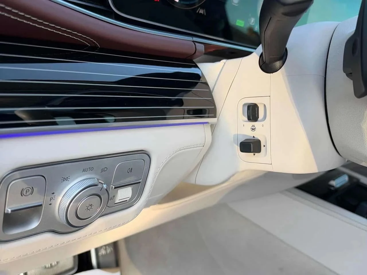 Mercedes-Benz GLS 600, снимка 9 - Автомобили и джипове - 56686159