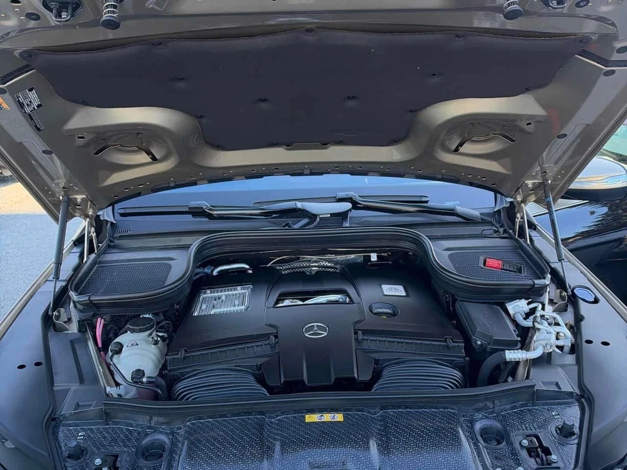 Mercedes-Benz GLS 600, снимка 14 - Автомобили и джипове - 56686159