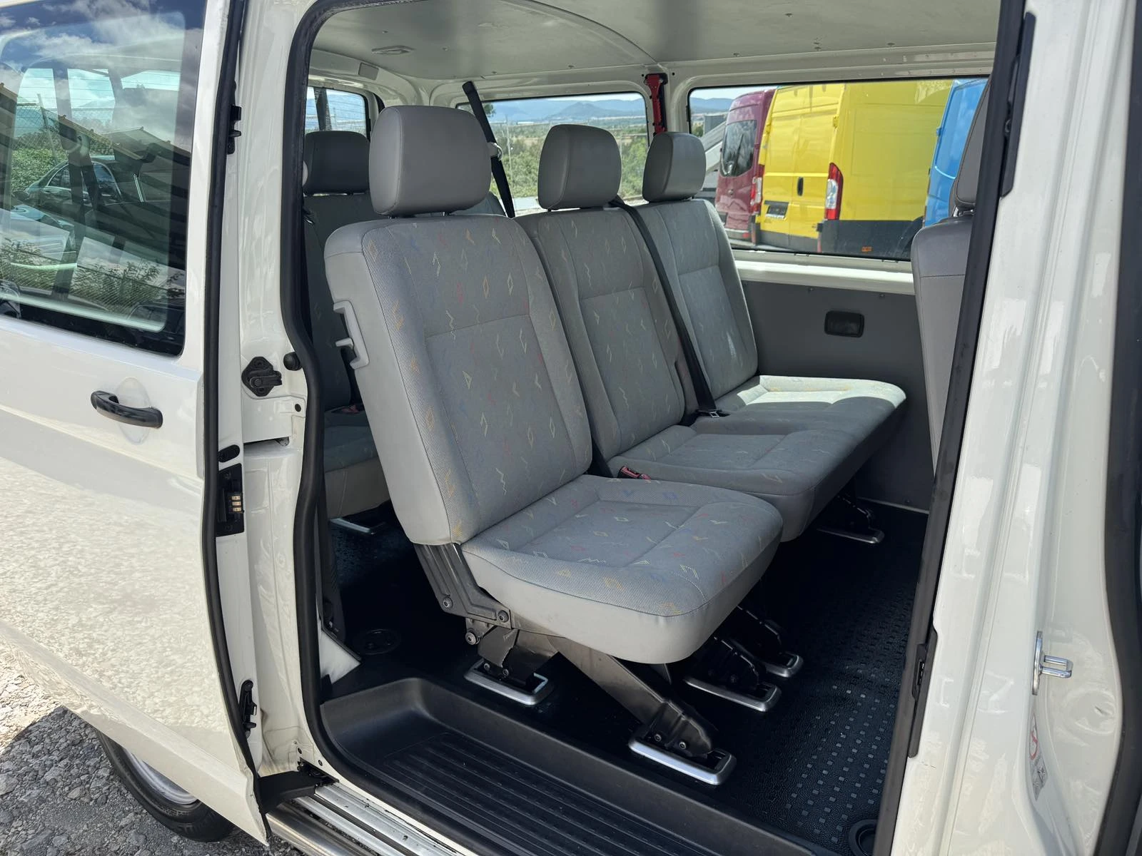 VW Transporter 1.9TDI102ксКЛИМА - изображение 9