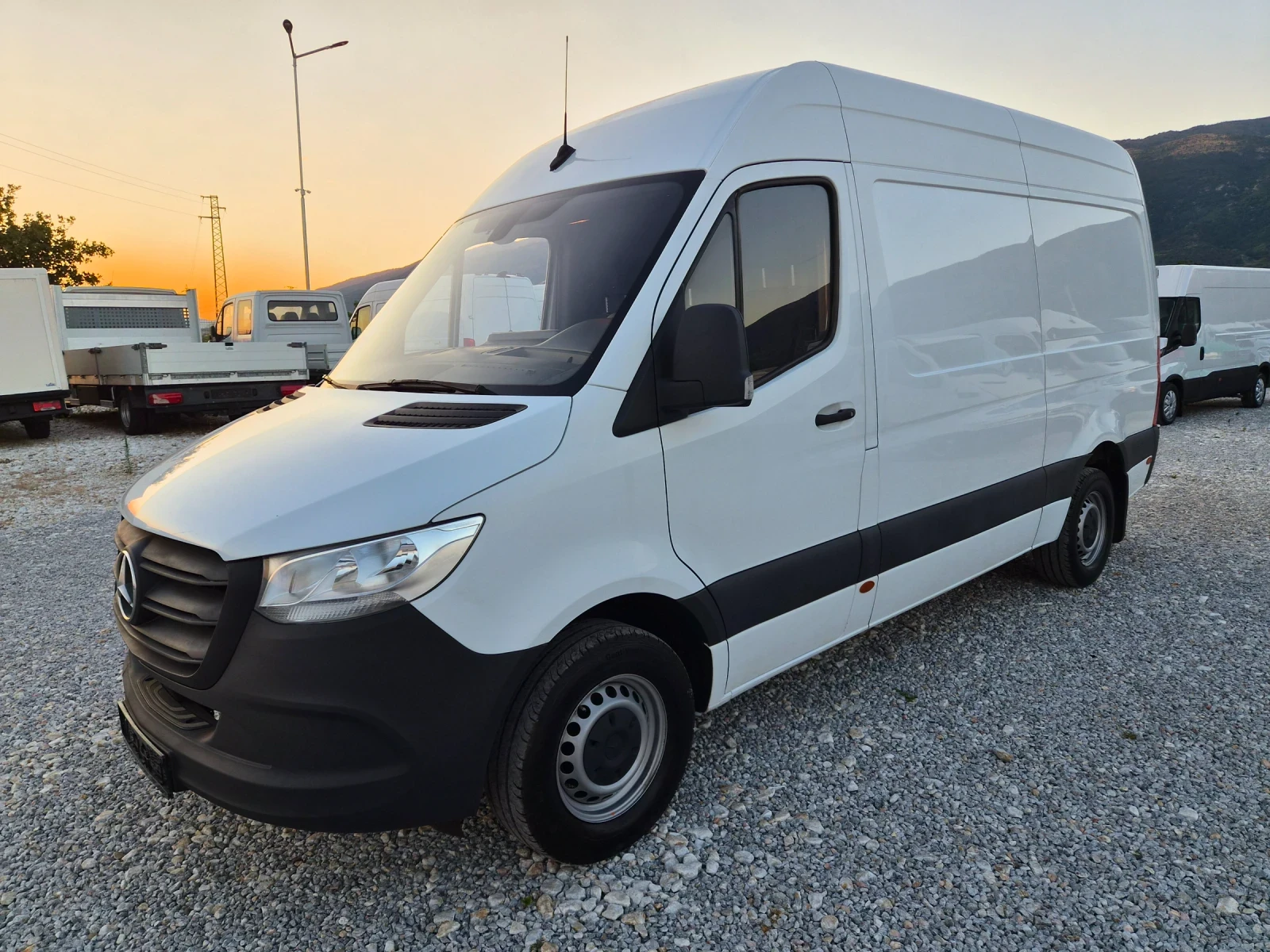 Mercedes-Benz Sprinter 316 CDI * Автоматик * Нави * Клима