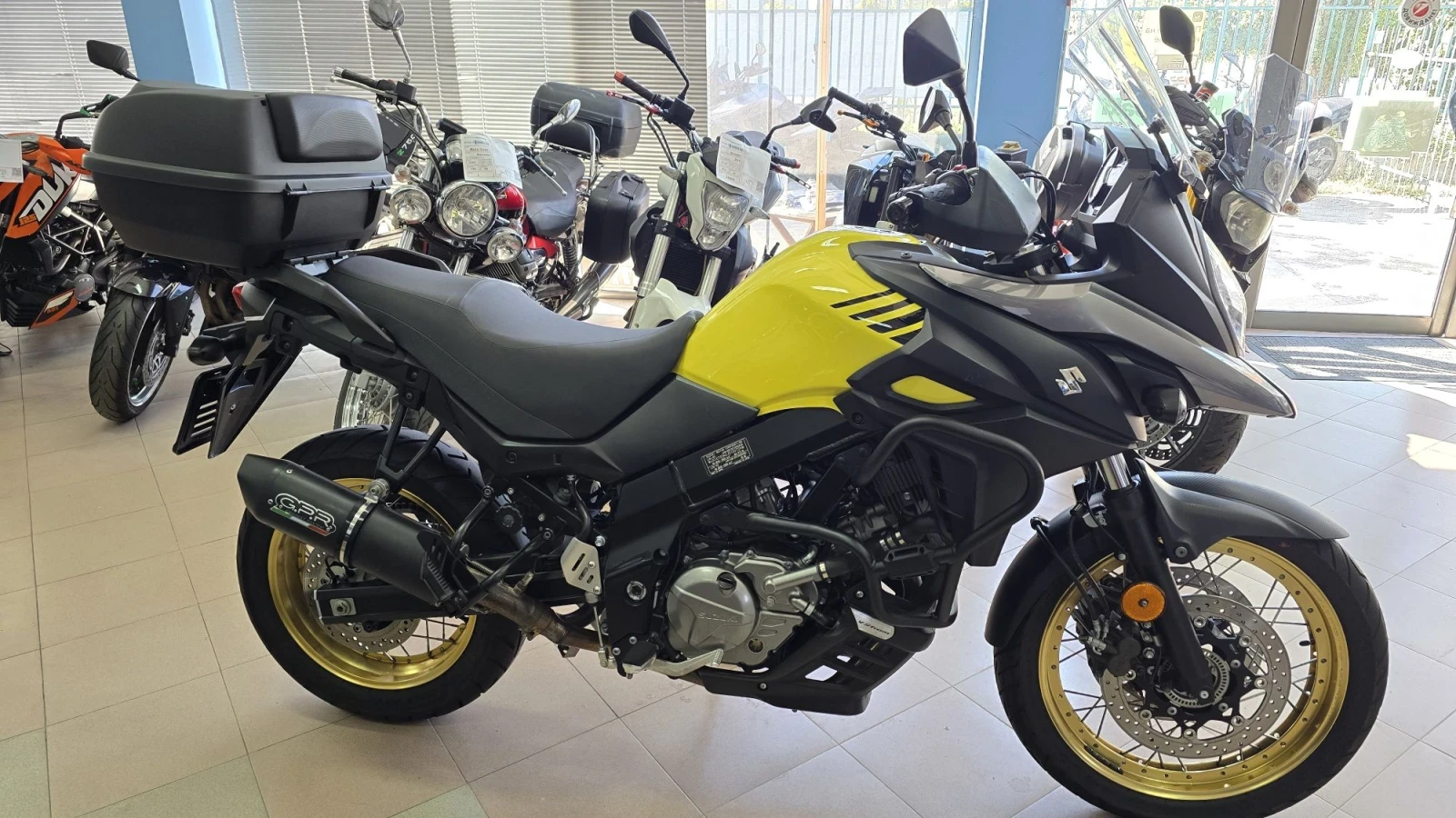 Suzuki V-strom 650 X-Trail Като Нов ! Лизинг !, снимка 4 - Мотоциклети и мототехника - 56117222