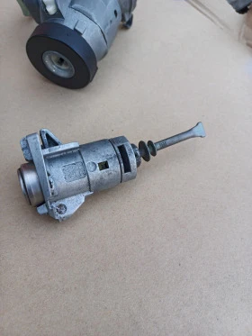 Патрон за врата Хюндай их20 , снимка 2