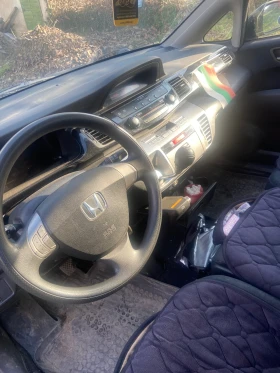 Honda Fr-v, снимка 2