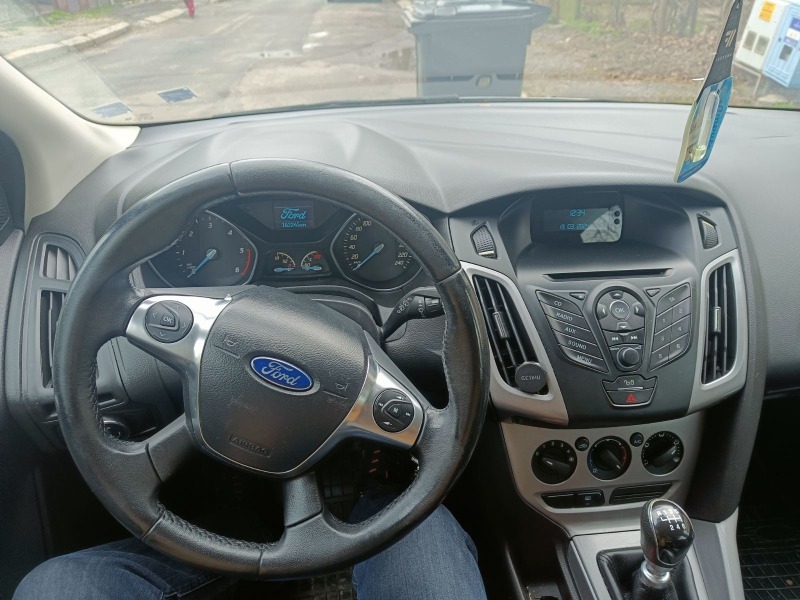 Ford Focus 1.6 TDCI, снимка 7 - Автомобили и джипове - 45932451