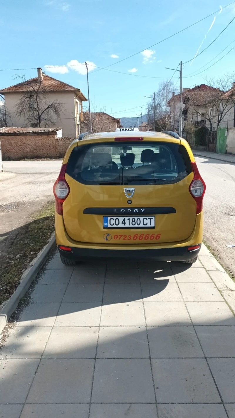 Dacia Lodgy, снимка 5 - Автомобили и джипове - 47706085